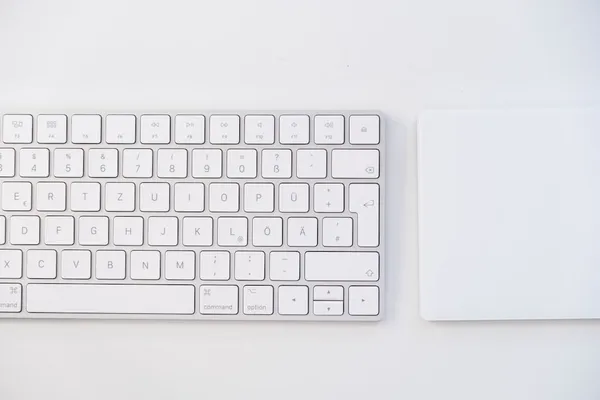 Taking a Semi-Truck to Buy Salad: My Manifesto for Simple Computing